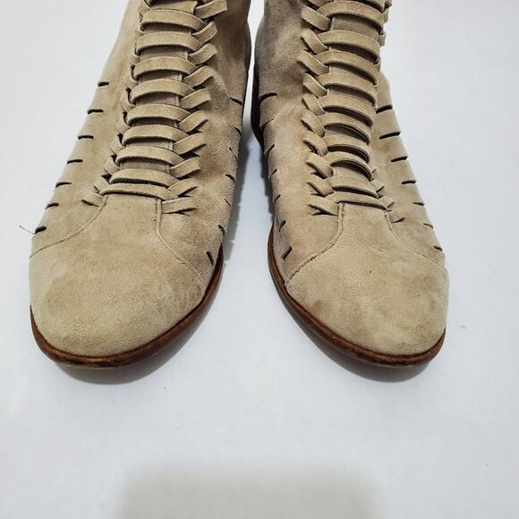 Sam Edelman | Pierson Suede Ankle Booties with Ladder Slit Design - Picture 3 of 16